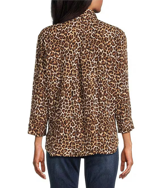 John Mark Woven Cheeta Print Wire Collar 3/4 Sleeve Button Front Blouse