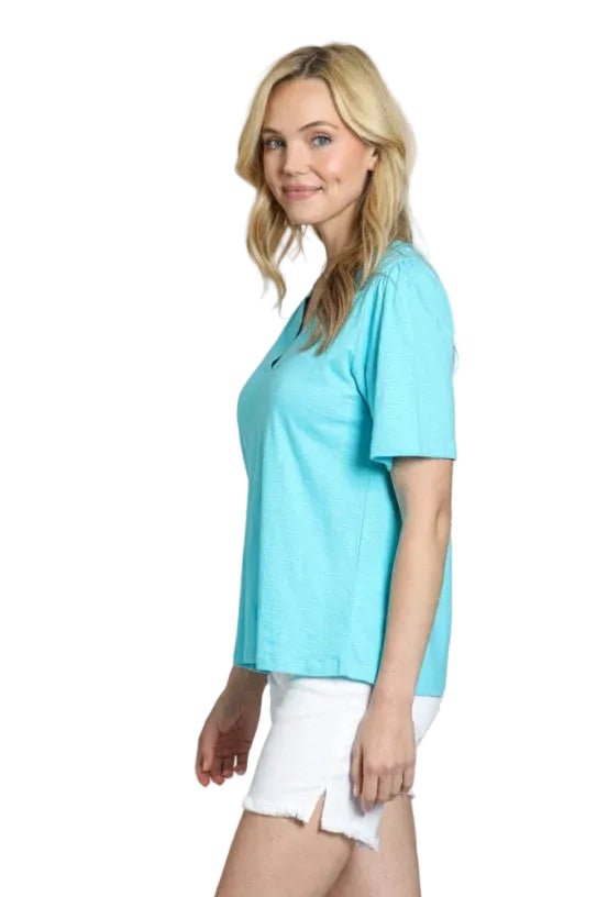APNY Split Neck Tee w/Short Sleeves -Capri