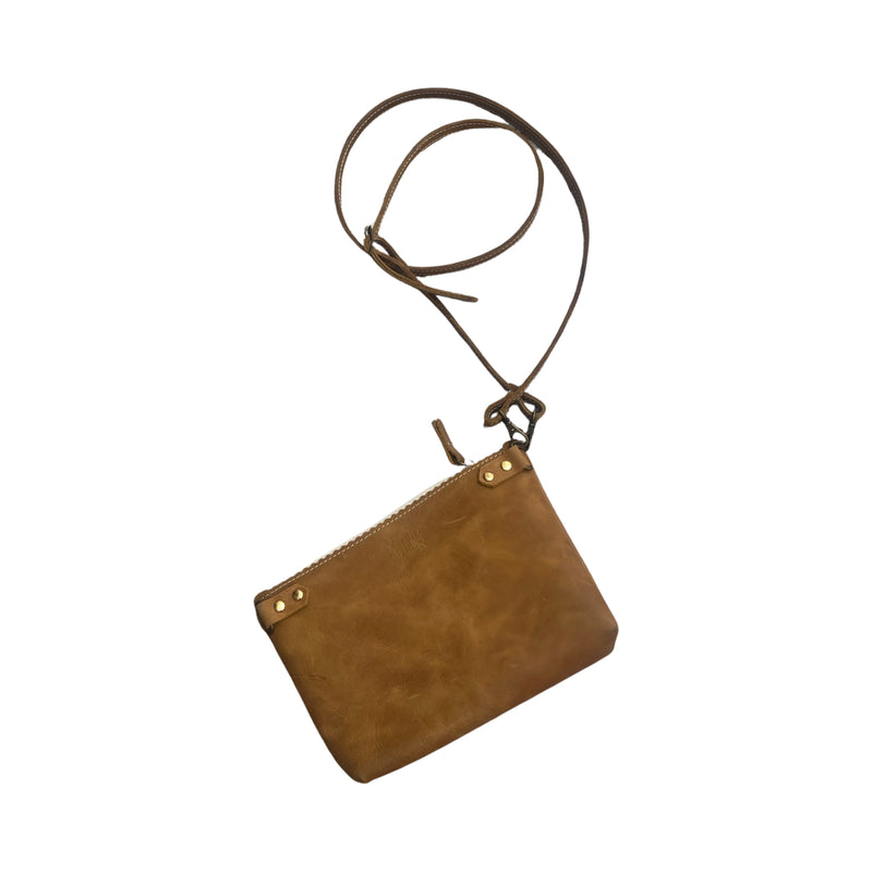 Flat Zip w/ Strap