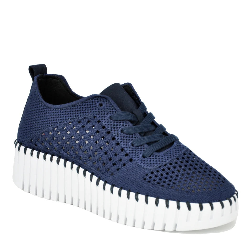 Ilse Jacobsen Tulip 4271 Platform Perforated Tennis Shoe -Dark Indigo Embroidery