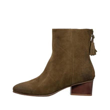 Nichelle Bootie