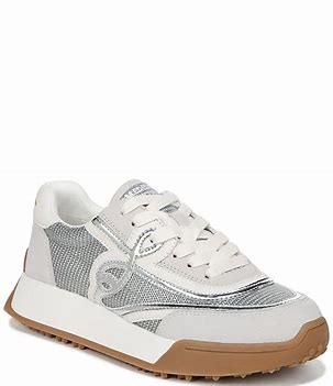 Luna Sneaker