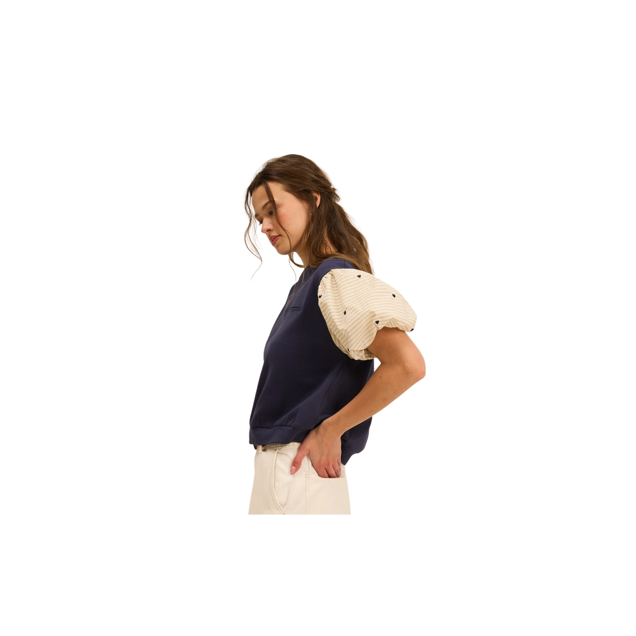 The GREii Contrast Heart Detail Knit Top -Navy/Cream