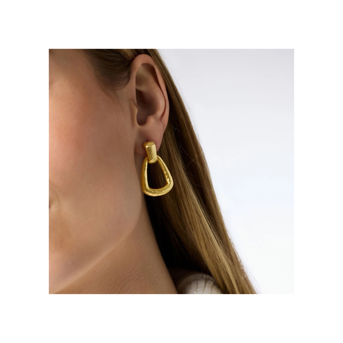 Julie Vos Sahara Demi Doorknocker Earring-Gold