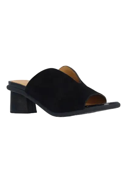 L'Amour Des Pieds Ulka Leather Slip on Sandals -Black