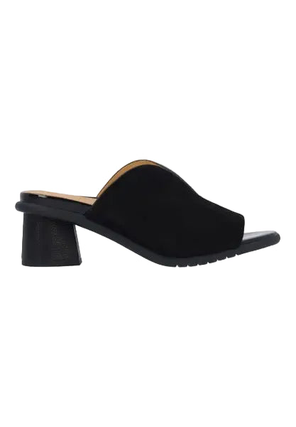 L'Amour Des Pieds Ulka Leather Slip on Sandals -Black