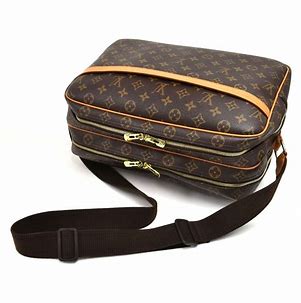 Louis Vuitton Reporter GM - Monogram